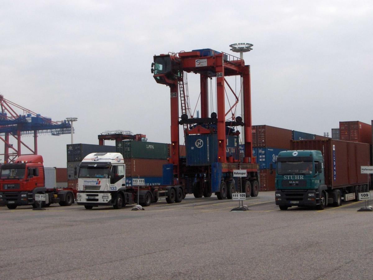 A térség logisztikai központja kíván lenni Kazahsztán