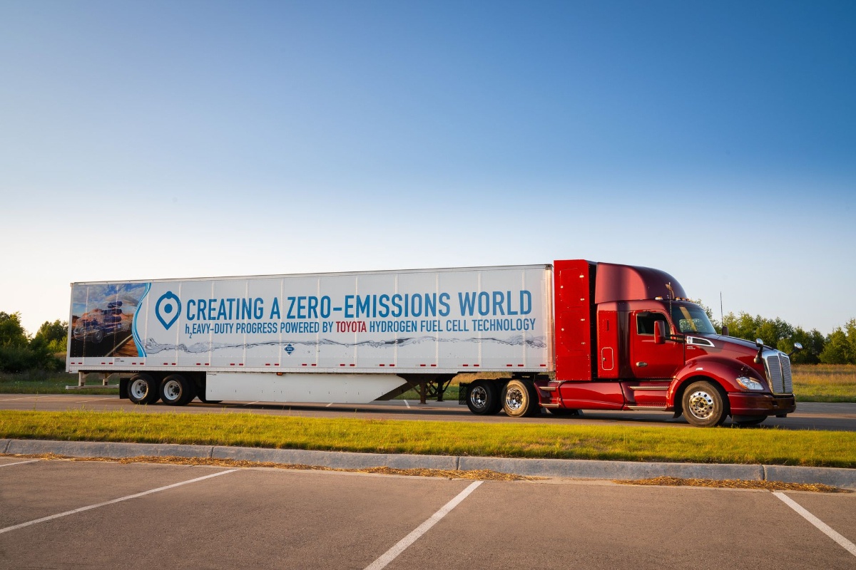 Innovatív elektromos és hidrogénnel működő üzemanyagcellás tehergépkocsikat mutatott be a PACCAR a CES 2019 kiállításon