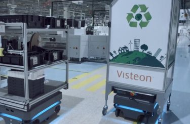 robot gyár csarnok műanyag láda