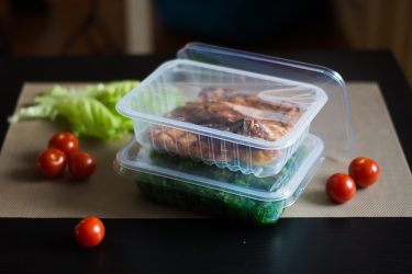 műanyag tálca élelmiszercsomagolás