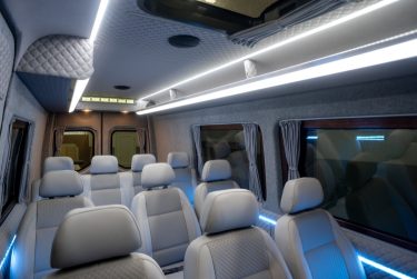 minibusz beltér ülés