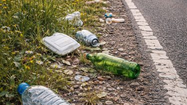 üvegpalack műanyag palack hulladék